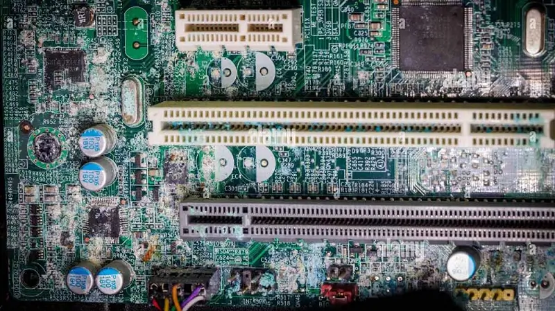 Bụi bẩn và oxy hóa