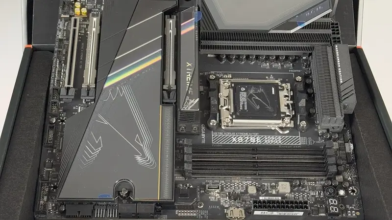 Mainboard kích thước EATX